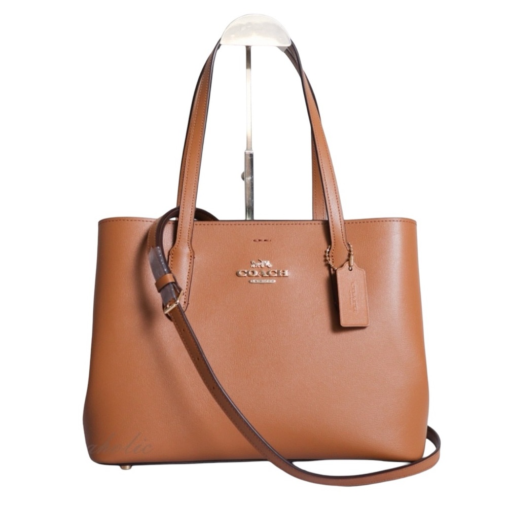 Coach Leather Avenue Carryall
Shoulder Bag